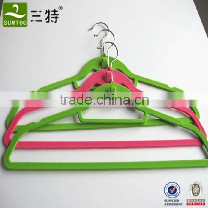 2016 hot saling velvet flocked hanger with belt hook