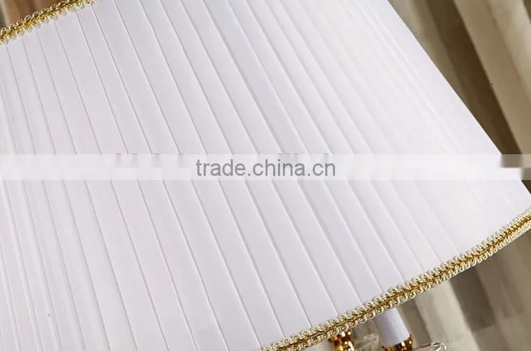 Luxury clear crystal lamp body golden color four candles table lamp