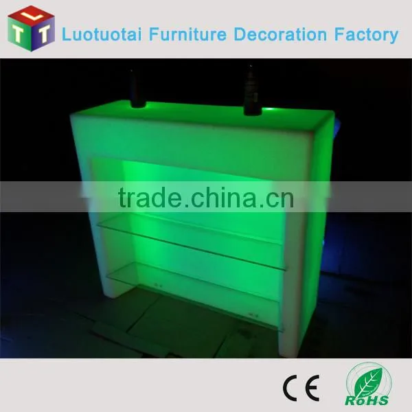 Glowing RGBW illuminated color change led straight bar counter