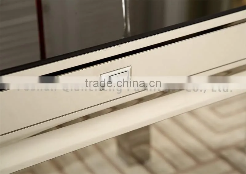 Glass Top Stainless Steel Legs Extendable Dining Table