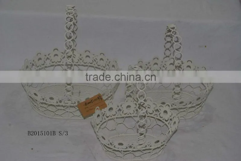 Round metal gift basket with a handle for wedding decoration