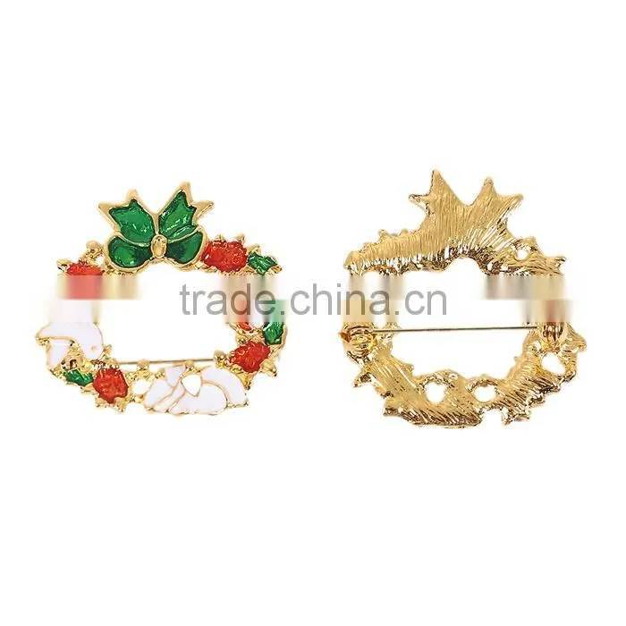 Pin Brooches Christmas Wreath Gold Plated Red & Green Enamel Womens Brooch