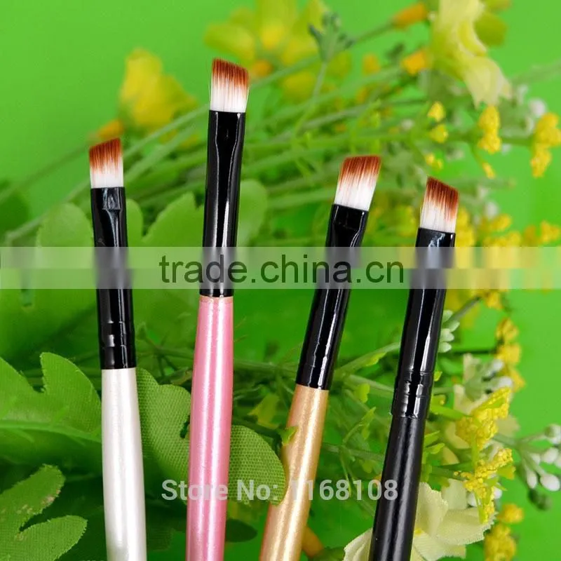 Fashion Eyebrow Eyeshadow Brush Makup Tool