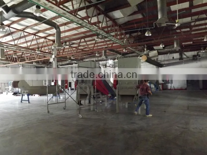 Plastic recycling machine