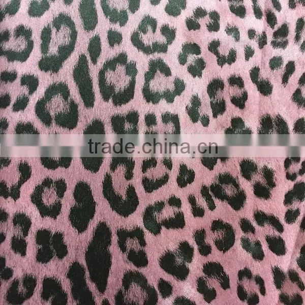 leopart print vinyl wallpaper