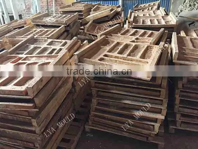 Silicone material manufactured stone veneer panels