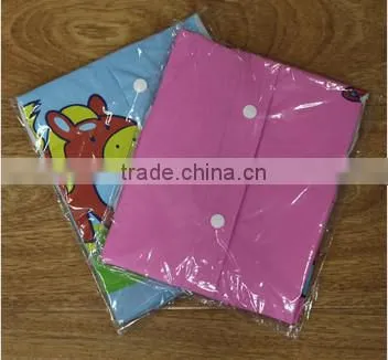 PVC kid's lovely flower print Pink raincoat supplier