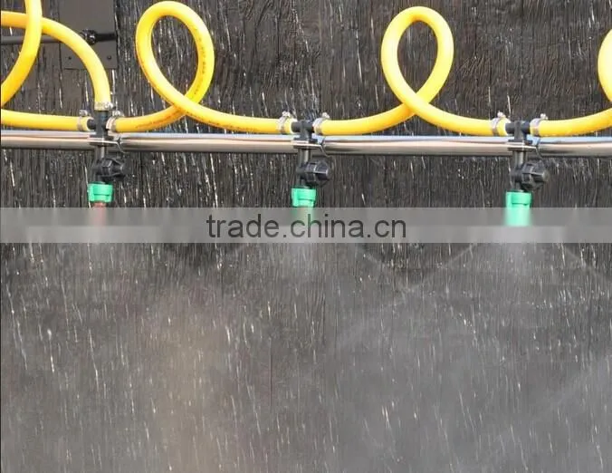 Threaded connection agricultural spray nozzles