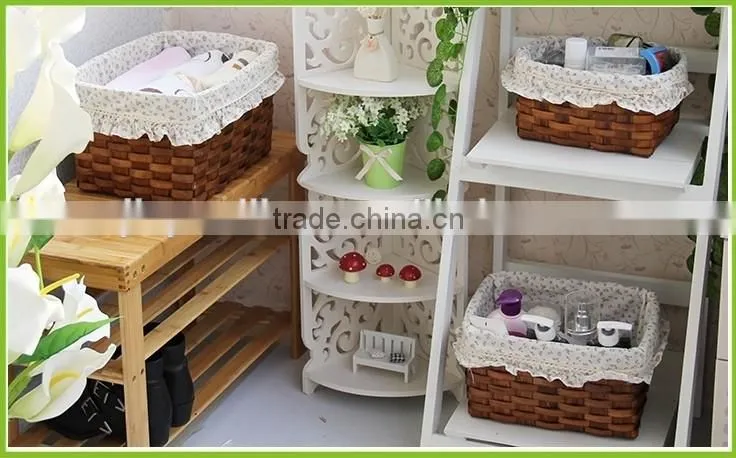 willow and wood chip basket