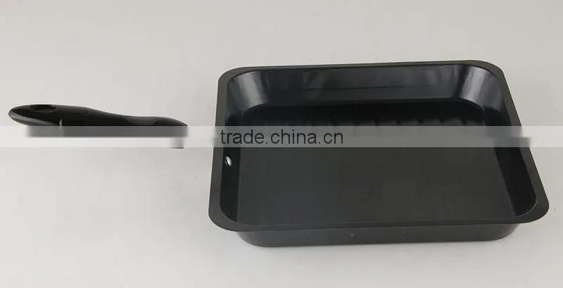 Non-stick carbon steel bakeware with bakelite handle
