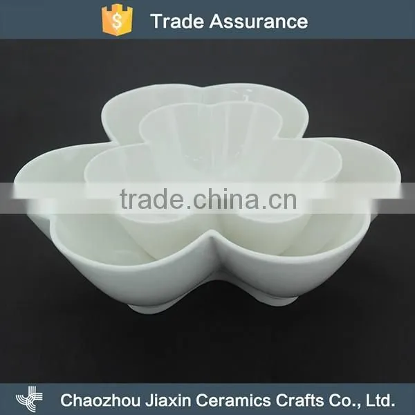 Latest ceramic white elegant flower snack plate