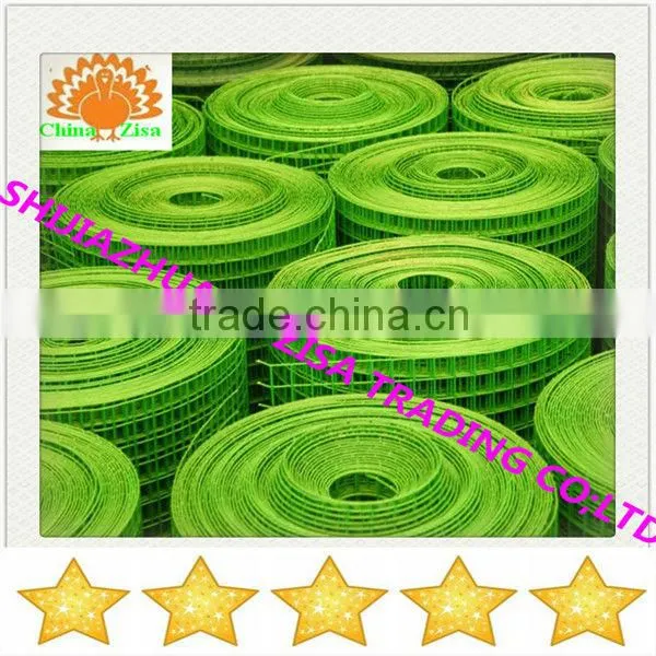 green square wire mesh fence post