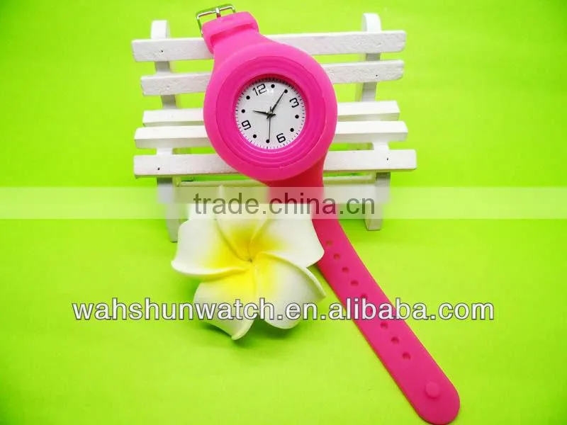 China factory custom pink colors ladies slim rubber watch 2013 hot