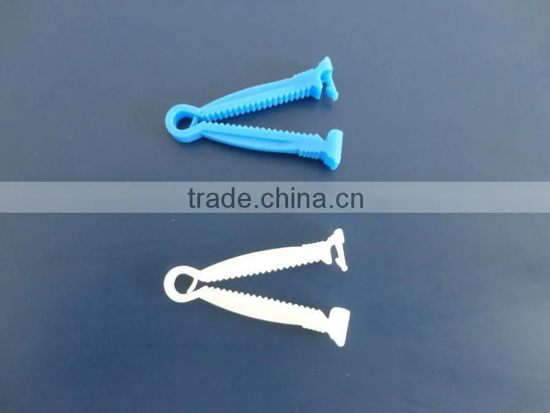 Umbilical Cord Clamp
