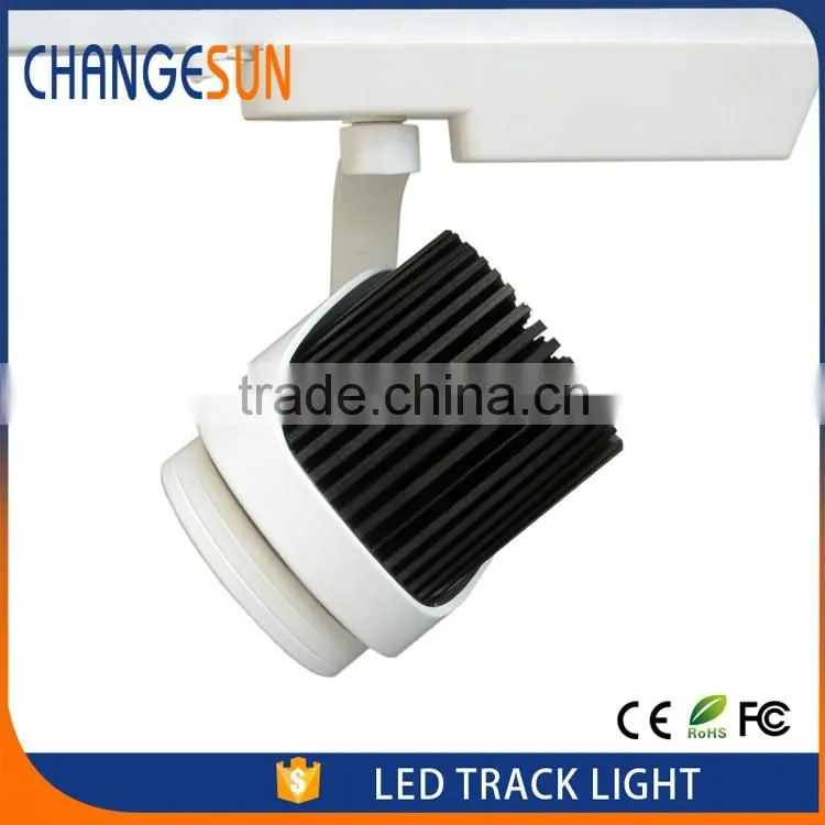 New arrival bottom price 20w colorful led track lamp for shop decoration