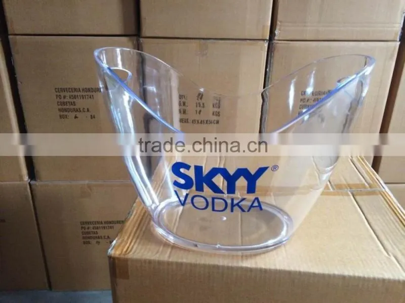 Bar plastic ice bucket