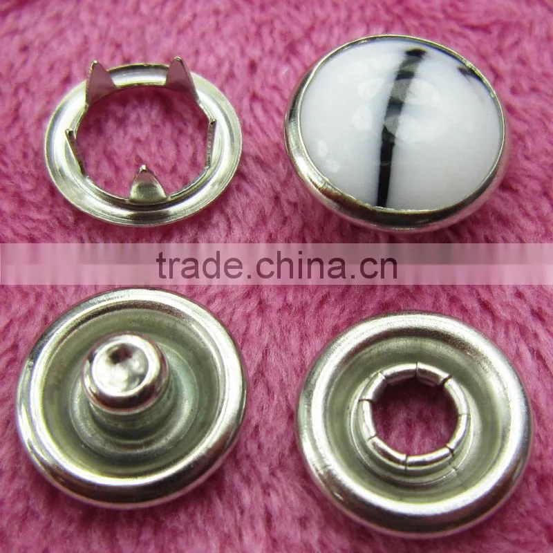 rubber snap button