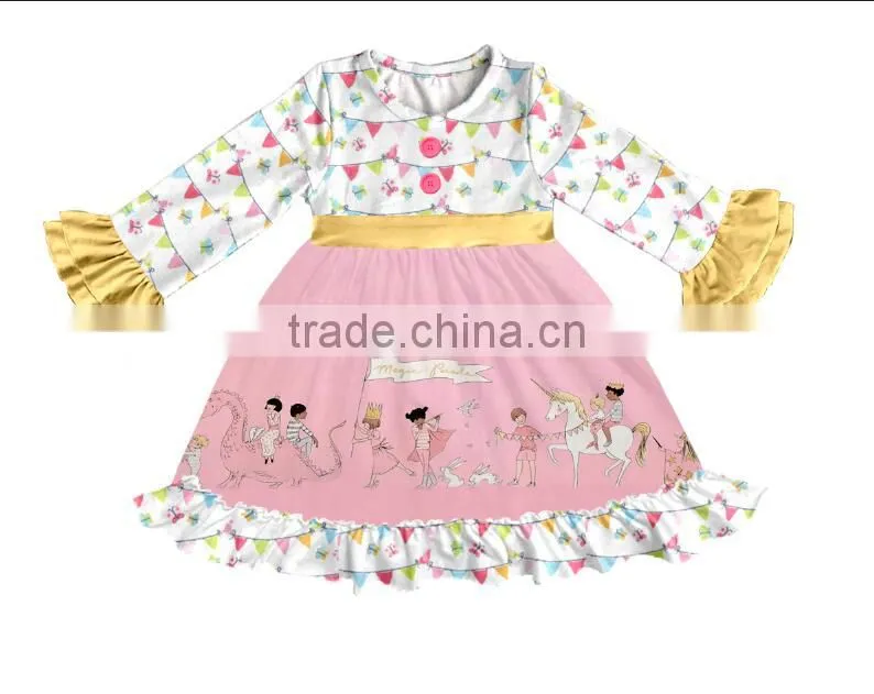 Printed with a beautiful pattern with the girl's dream of the same beautiful and generous cotton princess Christmas dress