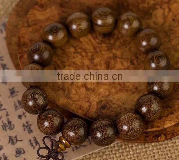 Delicate golden sandalwood Tibet Buddhism Prayer antifatigue bead bracelet