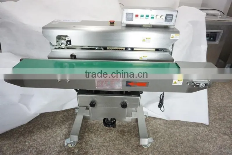 Continuous small plastic bag sealing machine with ink printing