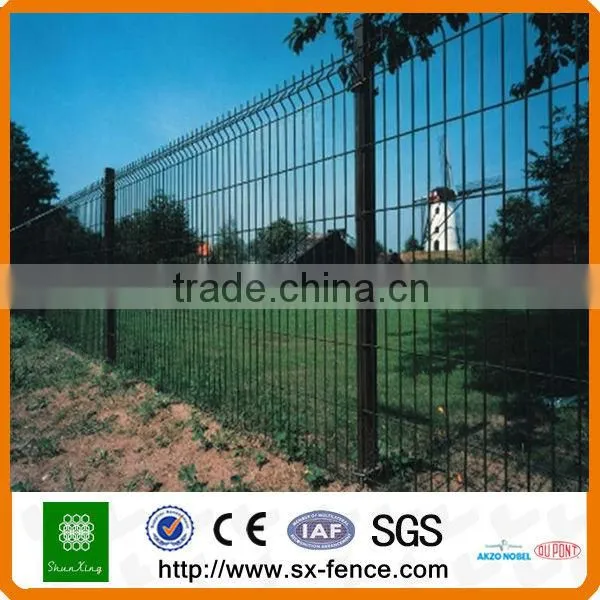 China manufacturer curvy steel metal fence