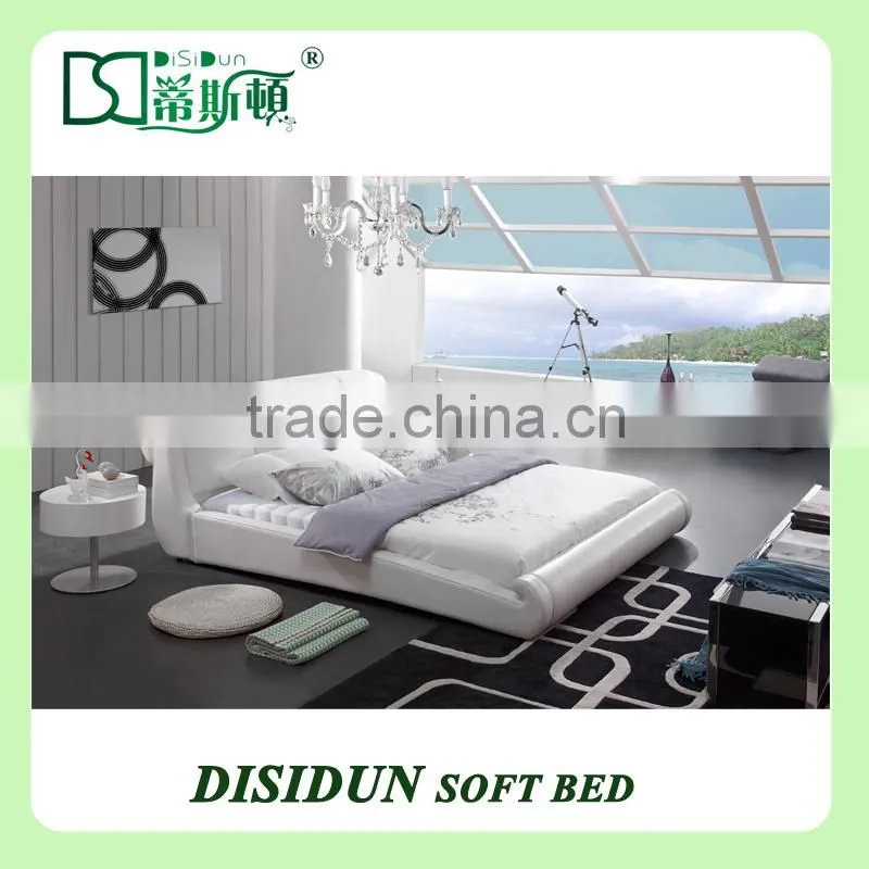 latest designs quality king size pine wood bed frame DS-811