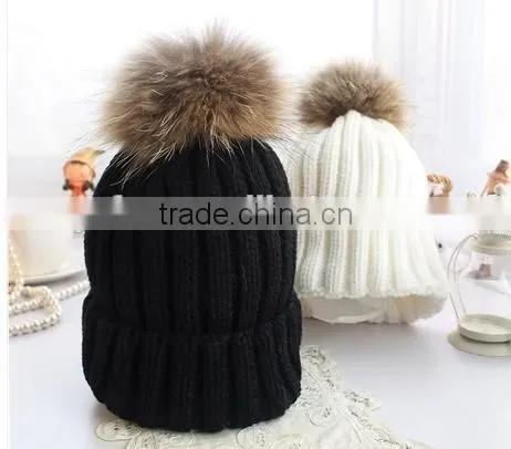 Hot sell real raccoon fur fur pom poms for hat