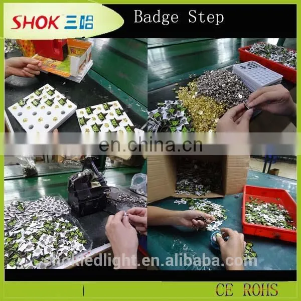 2017 Popular new product party gift led pin badge