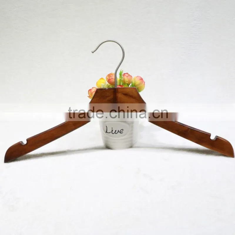 QingDa factory Hot Sale wooden craft coat hangers for display