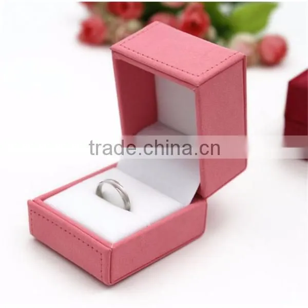 Decorative design wholesale velvet insert mini ring gift box