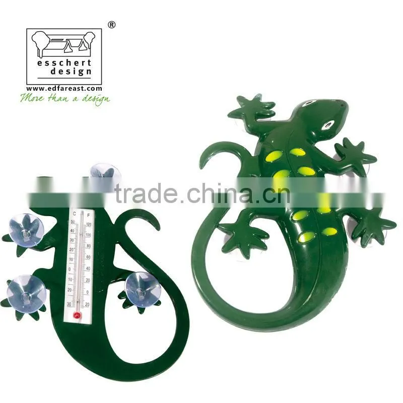 designed hand painted lizard shape plastic outdoor window thermometer
