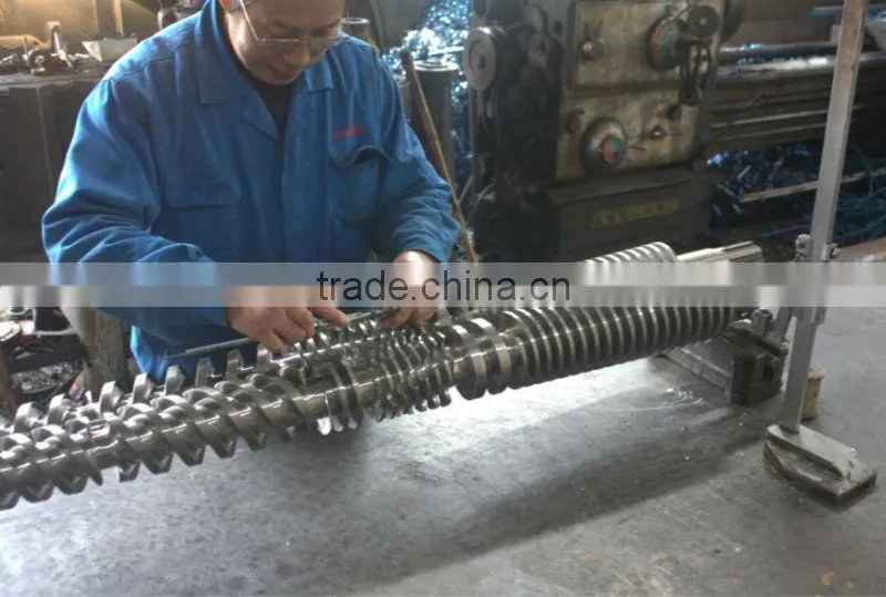 PP processing barrel with bimetallic layer
