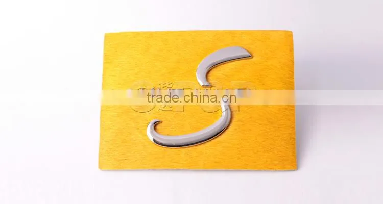 Popular yellow fur custom leather patch beanies for hat