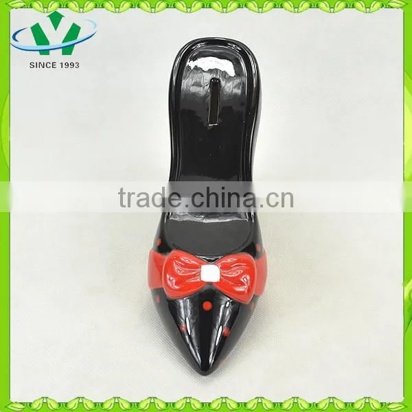 Wholeasale Ceramic high heel shoe piggy bank for gift