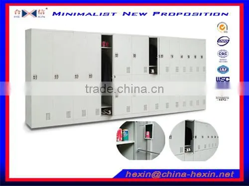 Factory wholesale 3 door storage cheap metal locker