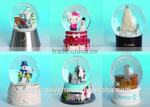 Custom Funny Animals Plastic Resin Snow Globes For wholesale