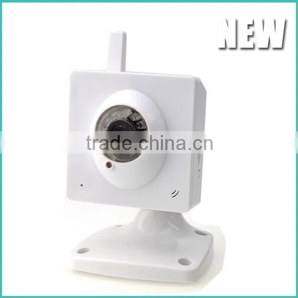 DDNS Sever New Plug and Play P2P Wifi IP Camera with Nightvision 9leds