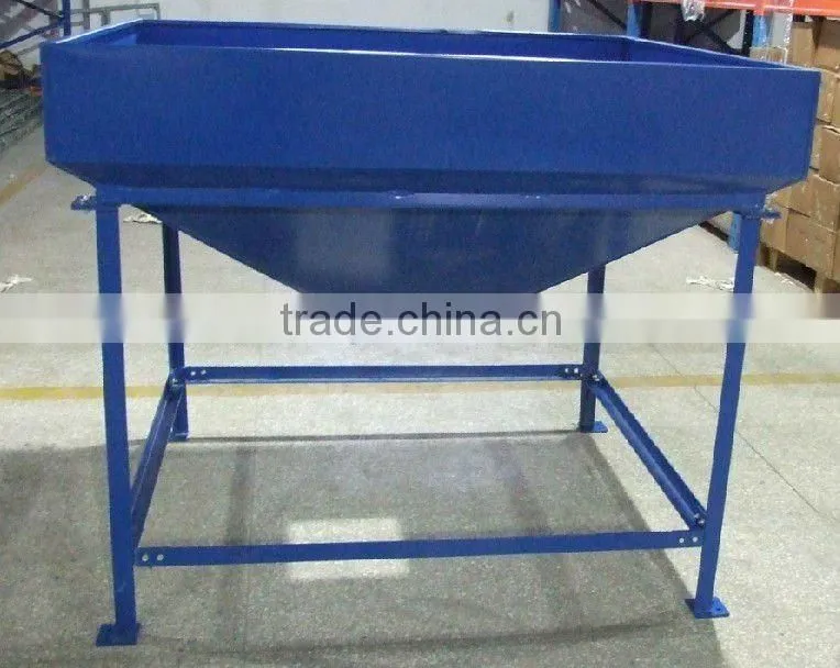 hopper for main feed line