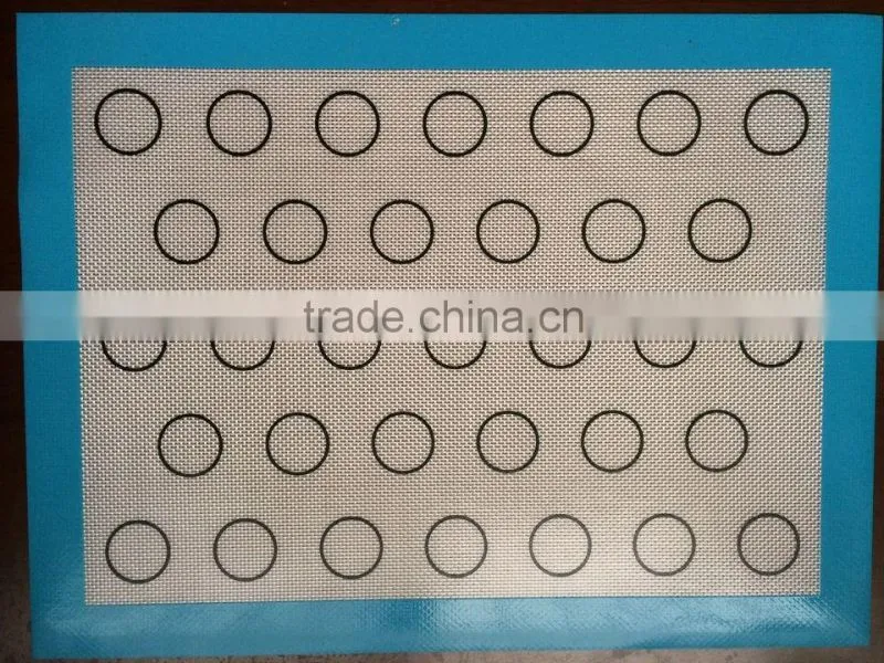 FDA LFGB 40x30cm grade silicone macarons baking mat