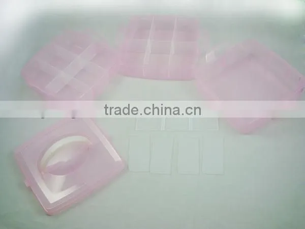 Plastic food contaioner with 3 layers and a removeable lid