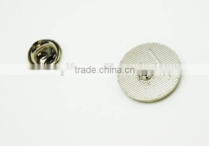 China manufacturers custom made metal lapel pin with free sample