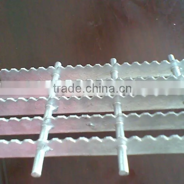 Anti skid grid