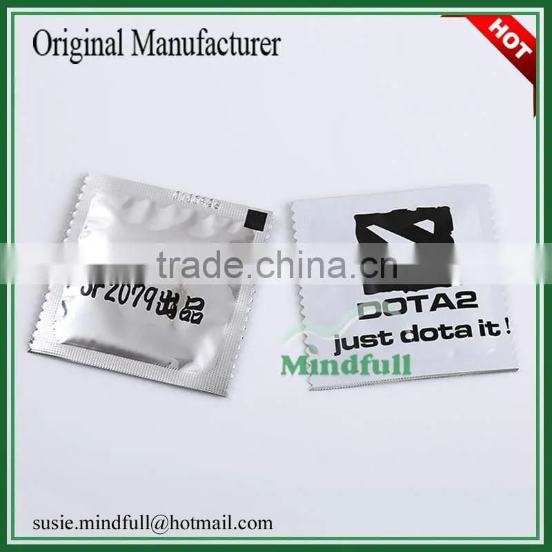 OEM Brand 6*6cm Packing Wholesale Antibacterial Wet Cleaning Wipes