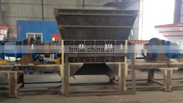 2015 13hp wood chipper shredder/wood pallet shredder