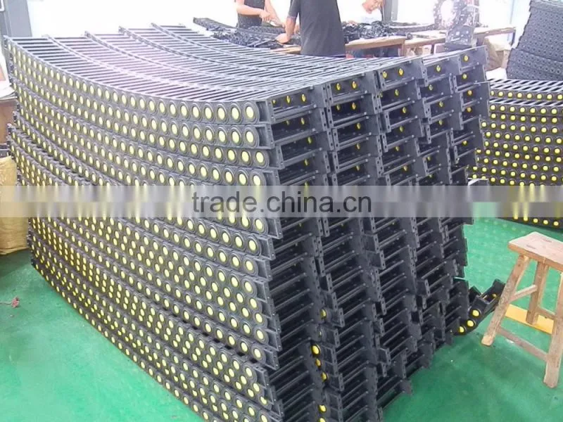 bridge type & fully enclosed Type and Plastic Material drag chain