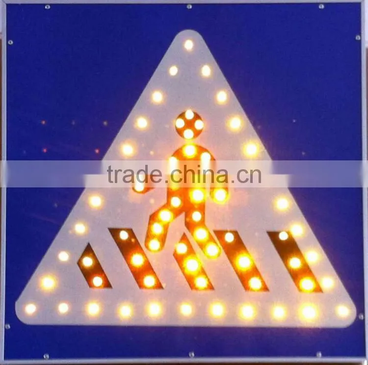 LED arrow board for construction