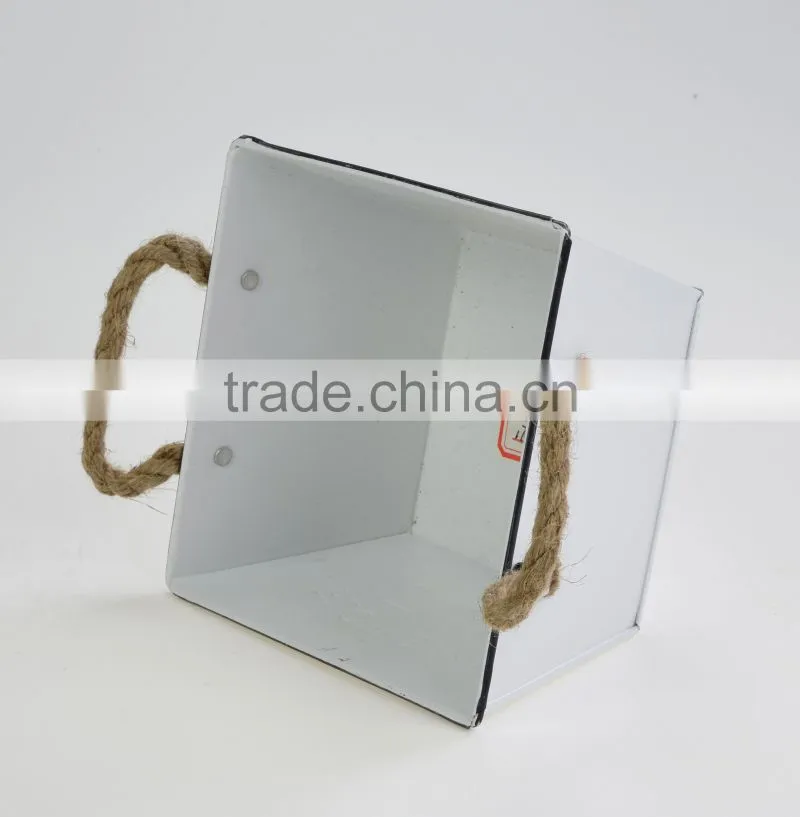 china factory low price lead free metal personalized large decorative white printing character flower pot
