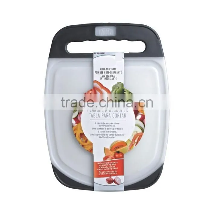 Useful rectangle plastic cutting board with handle