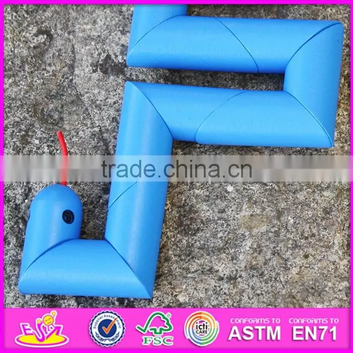 2017 New products simulation animals kids wooden snake toys W01B035