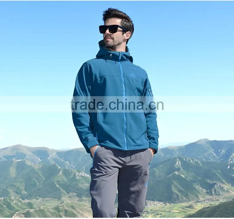 Wholesale custom windproof men outdoor softshell jacket